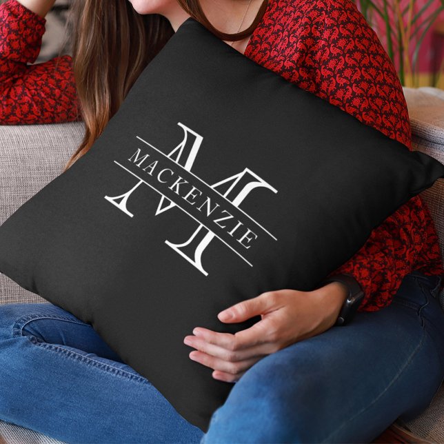 Editable Färg Classic Gräns Namn Monogram Kudde (Skapare uppladdad)