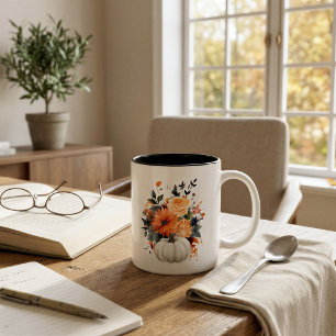 Editable Modern Cute Girly Orange Pumpkin Fall Två-Tonad Mugg