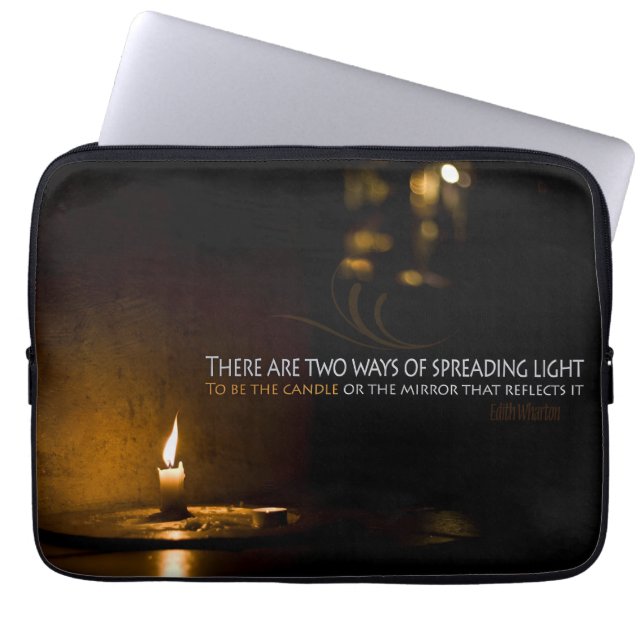 Edith Wharton inspirationsoffert "Light" Laptop Fodral (Framsidan)
