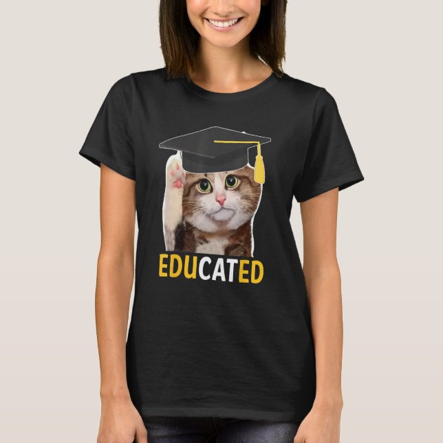 Educated Cat Graduation Cap Senior Funny Graduatio T Shirt (Framsida)