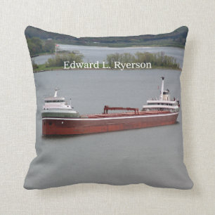 Edward L. Ryerson kvadrerar kudder Kudde