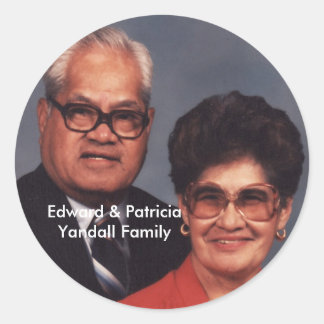 Edward & Patricia Yandall Family Stickers Runt Klistermärke