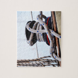 Een zeiljacht close up van een lier op een boot. pussel