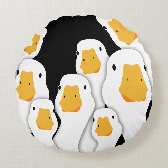 Eerie Surveillance: Geese Monitoring from Space Rund Kudde (Framsidan)