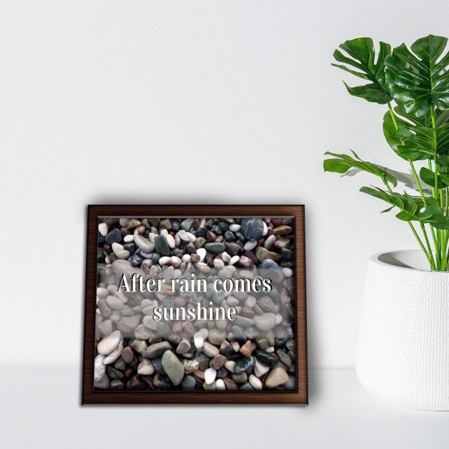 Efter regnet poster solskenande motivation (Skapare uppladdad)