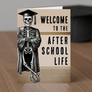 Efter skolliv skelett Halloween-examen Kort