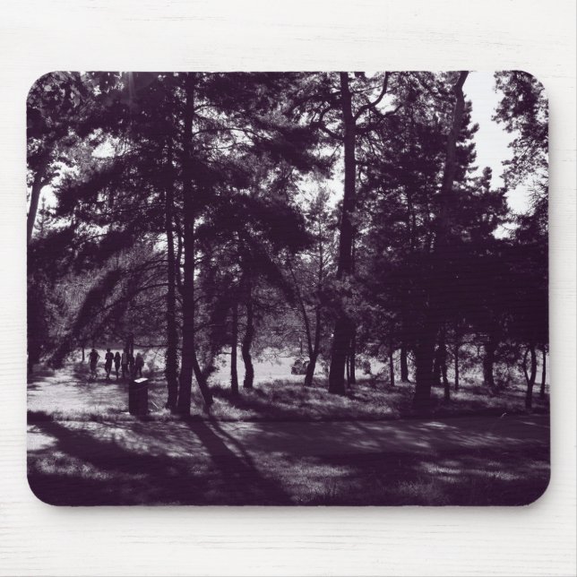 Eftermiddagstid i parken (Lila Toned BW) Musmatta (Framsidan)
