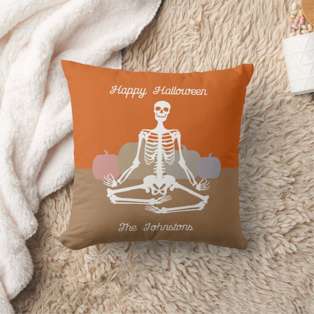 Efternamn på Personligen Namaste Skeleton Kudde (Filt)