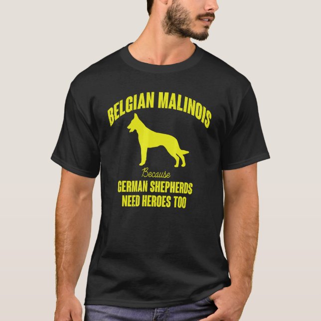 Eftersom även tyska schäferhundar behöver hjältar  t shirt (Framsida)