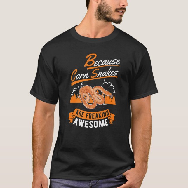 Eftersom ormar i Maj fryser Fantastisk Maj Snak T Shirt (Framsida)