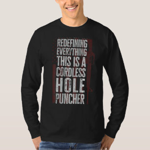 Eftersom vi omdefinierar allt Pro Gun-Höger T Shirt