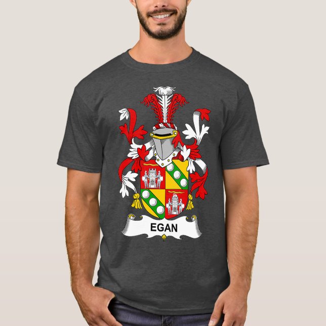 Egan Jackar Arm Family Crest T Shirt (Framsida)