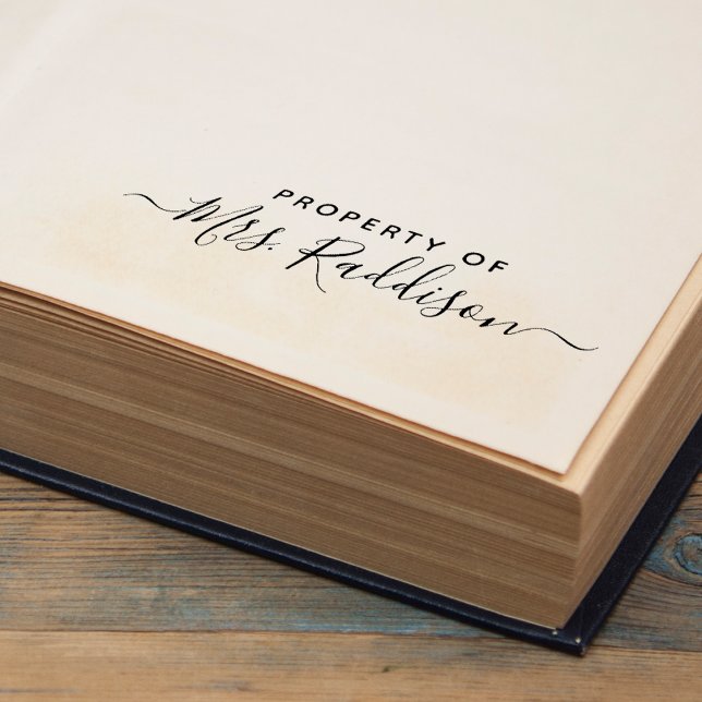 Egendom Av Handskriven Namn Självfärgande Stämpel (Property Of Handwritten Script Name Self-inking Stamp)