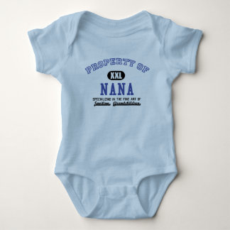 Egendom av Nana Tee Shirt