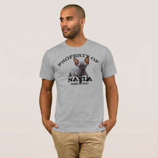 Egendom av Nayla T-shirt