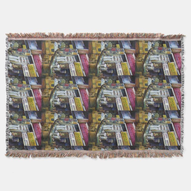 Egentligen laddade ljusstyrkor, Singapore Mysfilt (Framsidan)