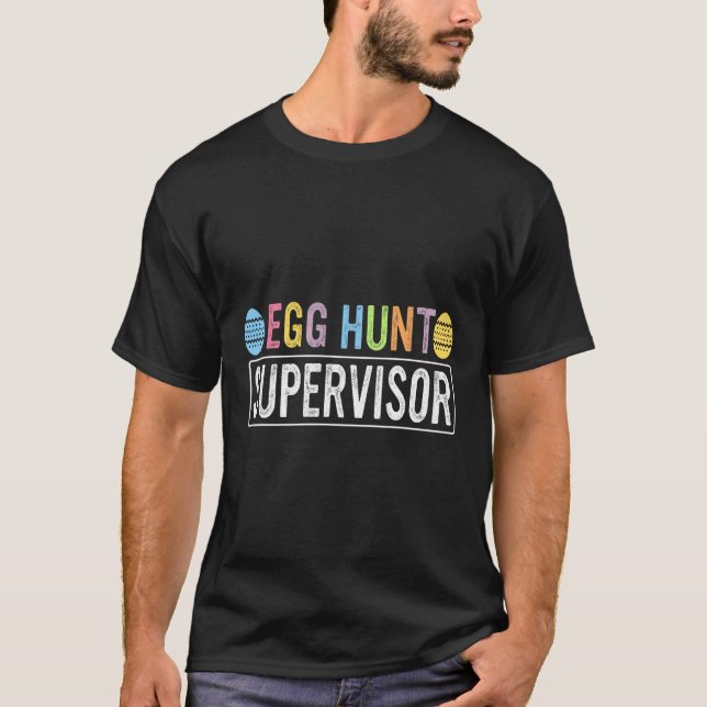 Egg Hunt Supervisor Matching Egg Hunting Mamma Pap T Shirt (Framsida)