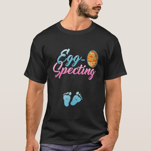 Egg Specting Easter Pregnancy Announcement Reveal  T Shirt (Framsida)