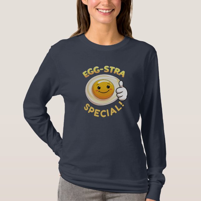 🥚 Egg-stra Speciell - Funny Cute Egg Pun Sweatshi T Shirt (Framsida)