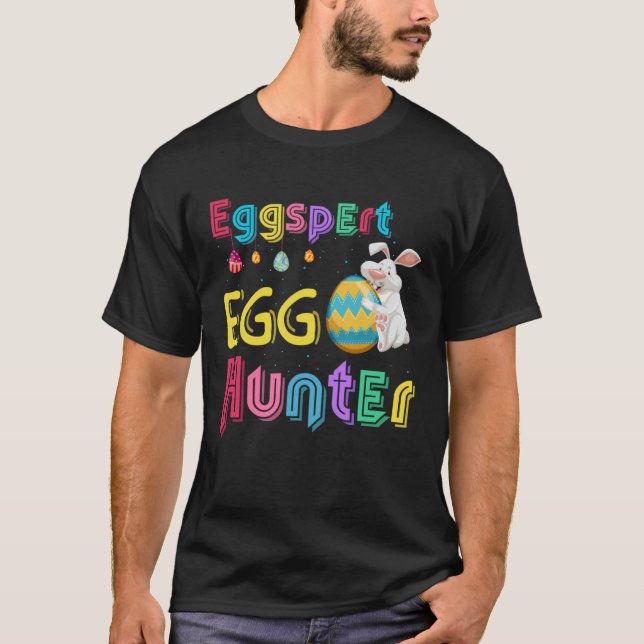 Eggspert Egg Hunter Coola Påskhare Hunting Eggs T Shirt (Framsida)