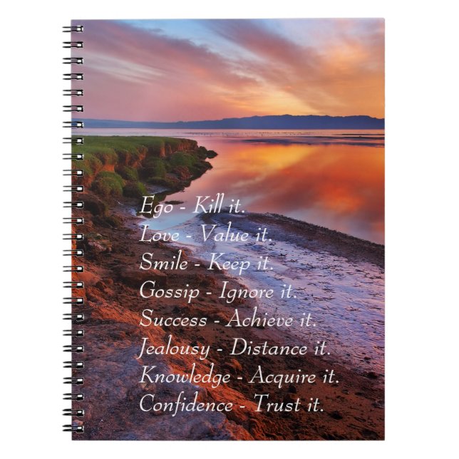 Egodödan värderar det kärlek den leendebehållan anteckningsbok med spiral (Framsidan)