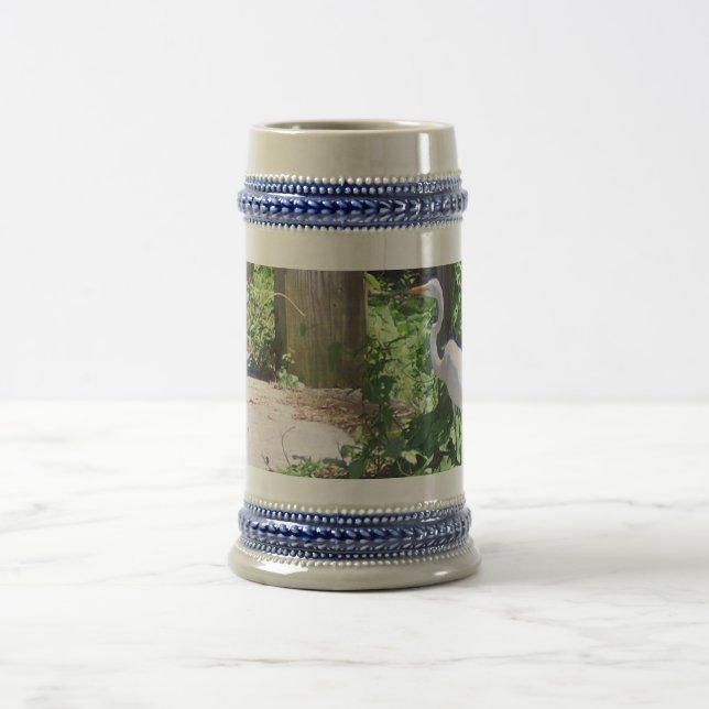 Egret Sejdel (Center)