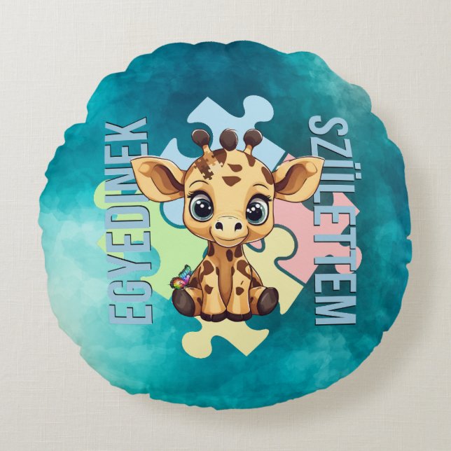 Egyedinek születtem – kedves zsiráfos design rund kudde (Framsidan)