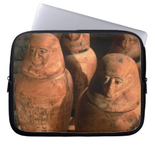 Egypten, 26:e dynastin Canopiska krukor hittade i Laptop Sleeve