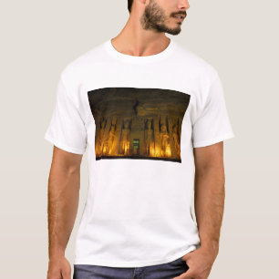 Egypten, Abu Simbel, Upplyst fasad av Lilla T Shirt