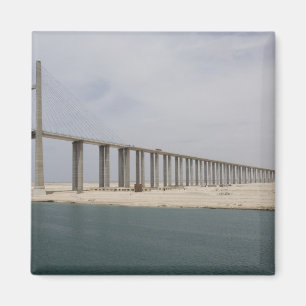 Egypten, Suezkanalen. Fredsbron aka Fred Magnet