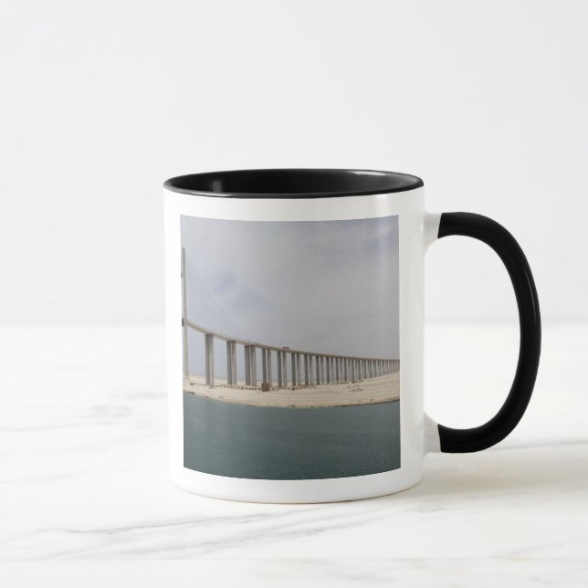Egypten, Suezkanalen. Fredsbron aka Fred Mugg (Höger)