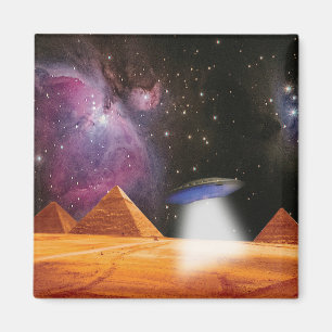 Egyptian Pyramids Giza Meets Space och UFO Magnet