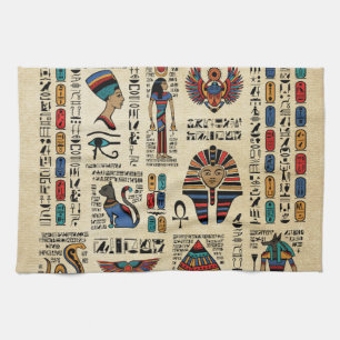 Egyptiska hieroglyfer och gudom på papyrus kökshandduk