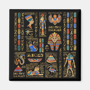 Egyptiska hieroglyfer och gudom på svart magnet