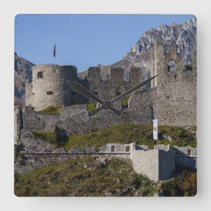 Ehrenberg Castle Fyrkantig Klocka