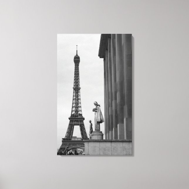 Eiffel Torn är en lattice från järn 1800-talet Canvastryck (Framsida)