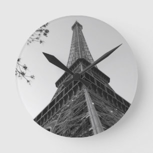 Eiffel Torn b/w Rund Klocka
