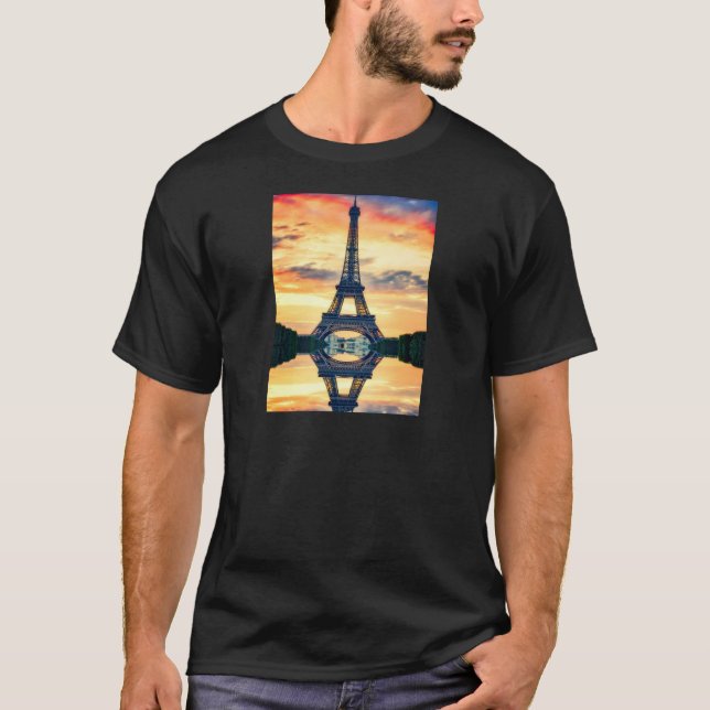 Eiffel Torn Paris Evening European Travel T Shirt (Framsida)