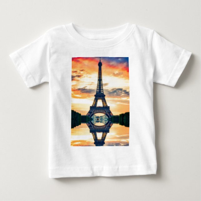 Eiffel Torn Paris Evening European Travel T Shirt (Framsida)