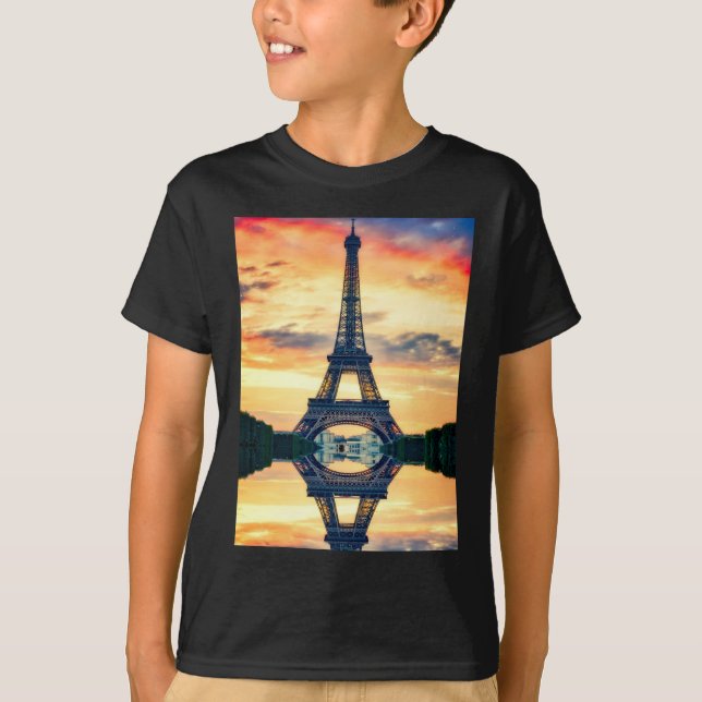 Eiffel Torn Paris Evening European Travel Tee Shirt (Framsida)