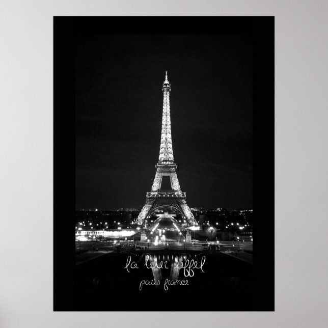 Eiffel Torn vid Nattens B&W-Poster Poster (Framsidan)