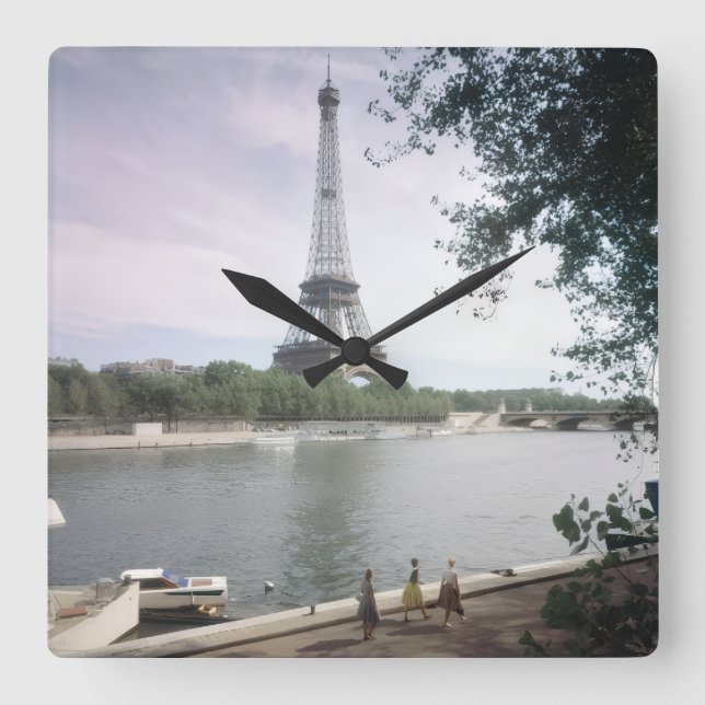 Eiffeltornet. Paris, omkring 1960. Fyrkantig Klocka (Framsida)