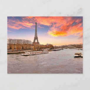 Eiföll torn vid solnedgången från Seine i Paris Fr Vykort