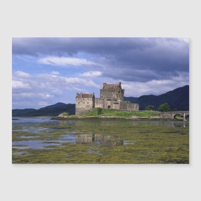Eilean Donan Castle Scotland (Framsida)