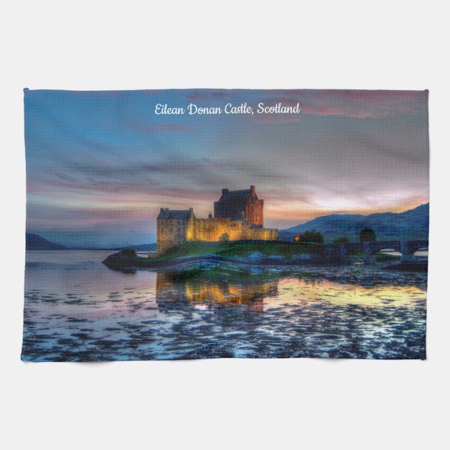 Eilean Donan Castle, Scotland Kitchen tea towel Kökshandduk (Horisontell)