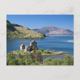 Eilean Donan Castle under blå himmel vykort