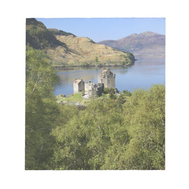 Eilean Donan slott, Skottland. Den berömda Eilean Anteckningsblock (Framsida)