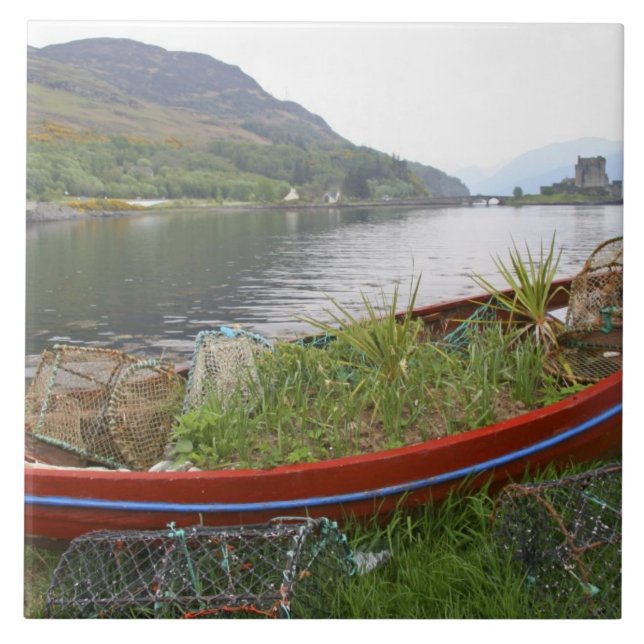 Eilean Donan slott, Skottland. Det berömda Eilean  Kakelplatta (Framsidan)