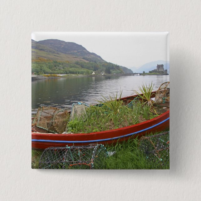 Eilean Donan slott, Skottland. Det berömda Eilean  Knapp (Framsida)