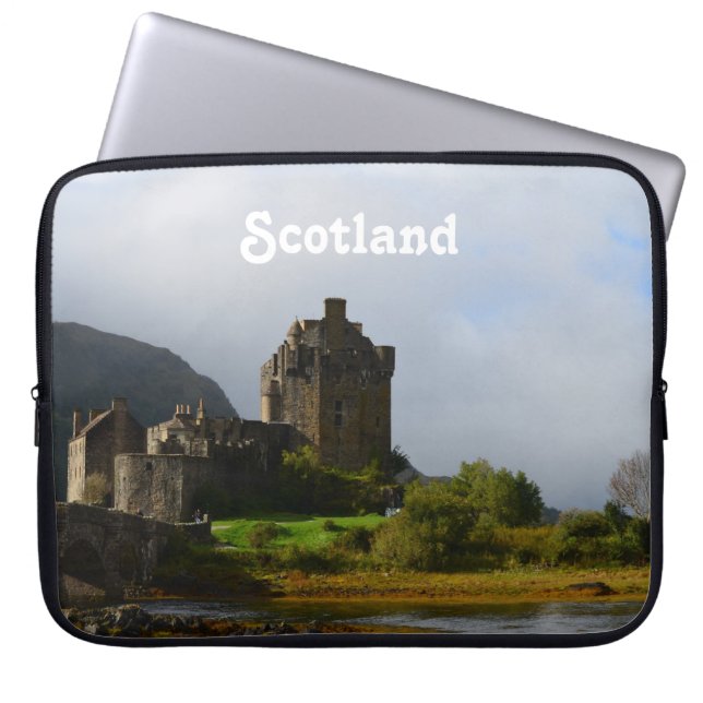 Eileen Donan slott i tidig höst Laptop Sleeve (Framsidan)